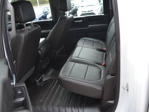 Used 2022 Chevrolet Silverado 2500 W/T w/ WT Fleet Convenience Package image 12