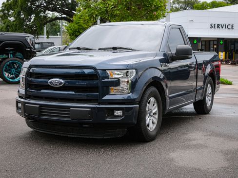 Used 2015 Ford F150 XLT w/ Equipment Group 301A Mid AWD/4WD image 5