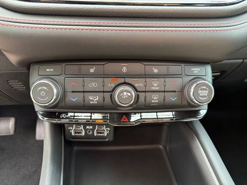 Used 2026 Dodge Durango GT AWD/4WD image 28