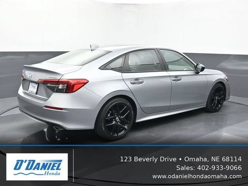 Used 2024 Honda Civic Sport image 6