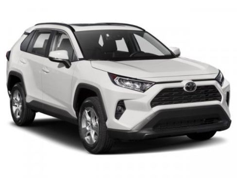 Used 2021 Toyota RAV4 XLE FWD image 6
