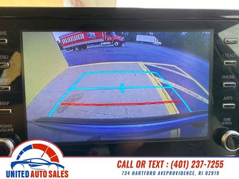 Used 2020 Toyota Corolla LE image 17