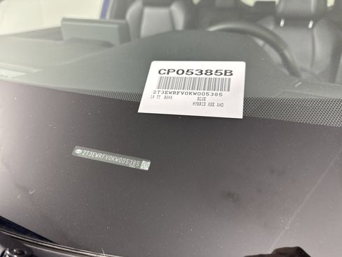 Used 2019 Toyota RAV4 XSE w/ Carpet Mat Package AWD/4WD image 12