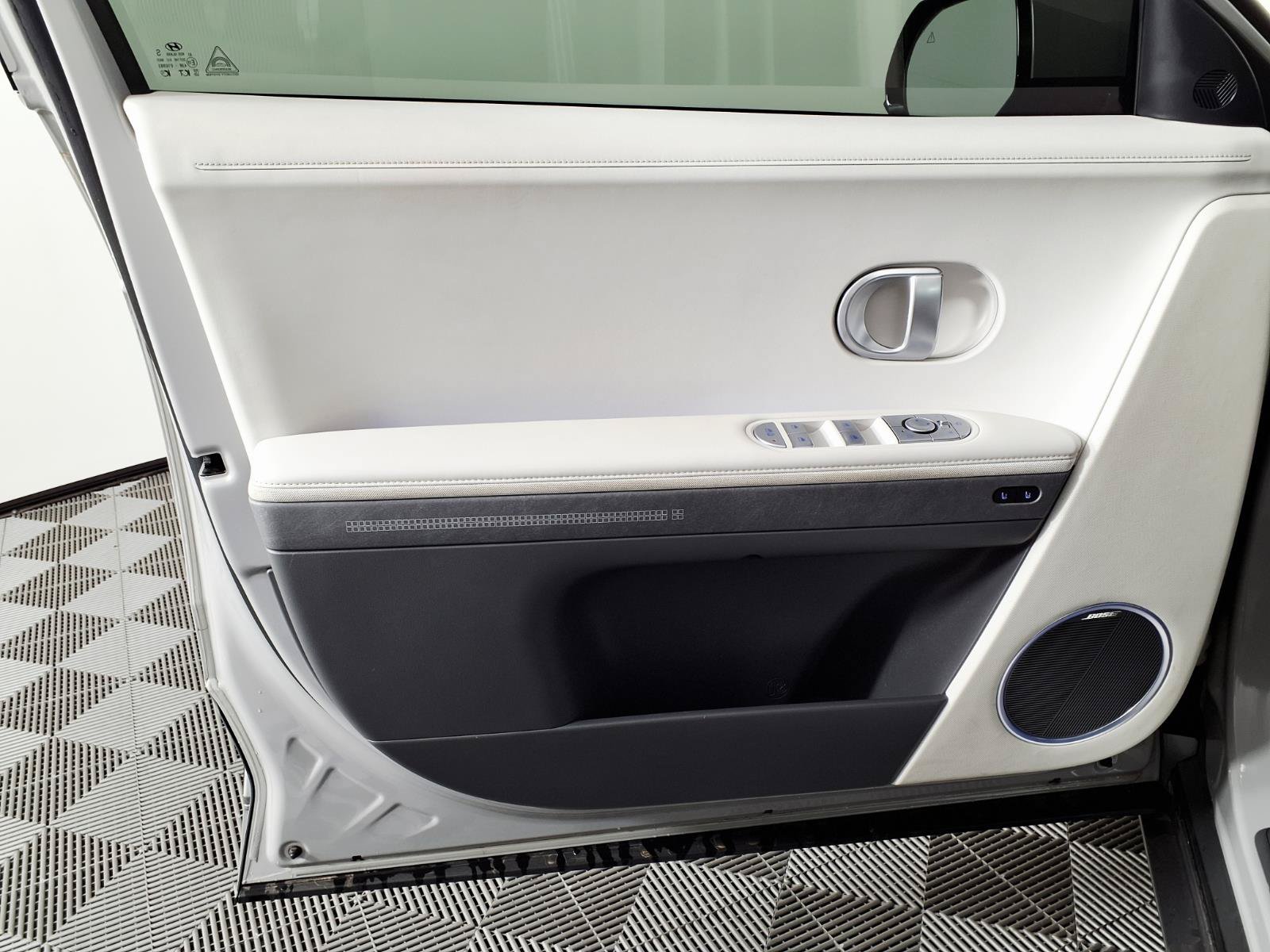 Certified 2023 Hyundai Ioniq 5 Limited RWD image 16