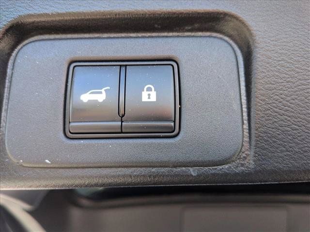 Used 2023 Nissan Rogue SL w/ SL Premium Package AWD/4WD image 11