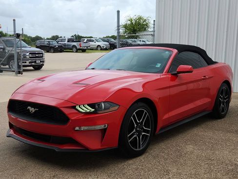 Used 2018 Ford Mustang Premium RWD image 18