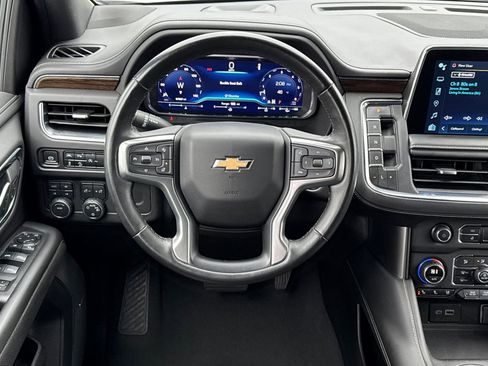 Certified 2023 Chevrolet Suburban Premier image 15