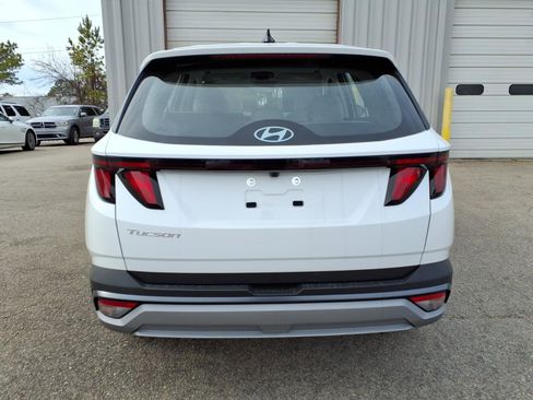 New 2026 Hyundai Tucson SE image 4