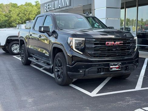 New 2026 GMC Sierra 1500 Elevation w/ Elevation Premium Package AWD/4WD image 2