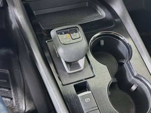 Used 2021 Nissan Rogue SV w/ Premium Package FWD image 24