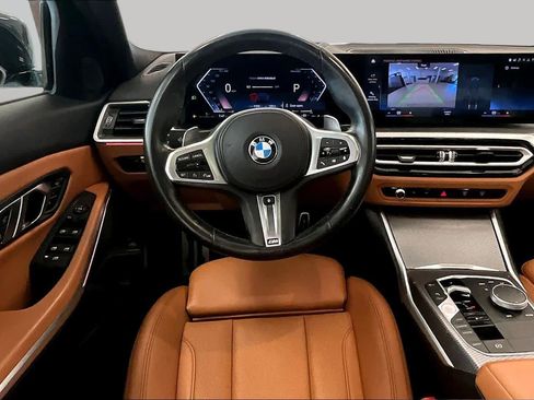 Used 2023 BMW 330i Sedan w/ M Sport Package RWD image 5