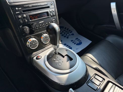 Used 2006 Nissan 350Z Grand Touring RWD image 6