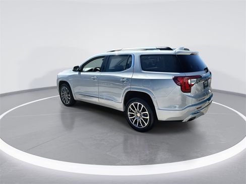 Used 2023 GMC Acadia Denali w/ Denali Ultimate Package image 6