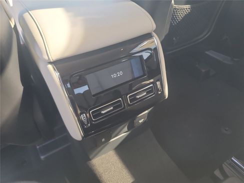 New 2026 Lincoln Aviator Premiere image 14