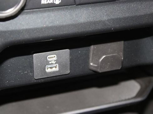 Used 2023 Ford F150 XLT AWD/4WD image 52