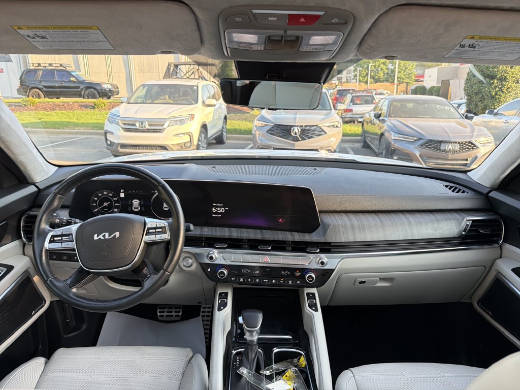 Used 2024 Kia Telluride SX Prestige AWD/4WD image 22