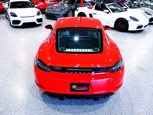 Used 2023 Porsche 718 Cayman GTS w/ GTS Interior Package RWD image 16