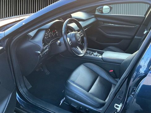 Used 2023 MAZDA MAZDA3 s image 13