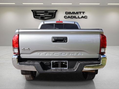 Used 2018 Toyota Tacoma SR5 image 4