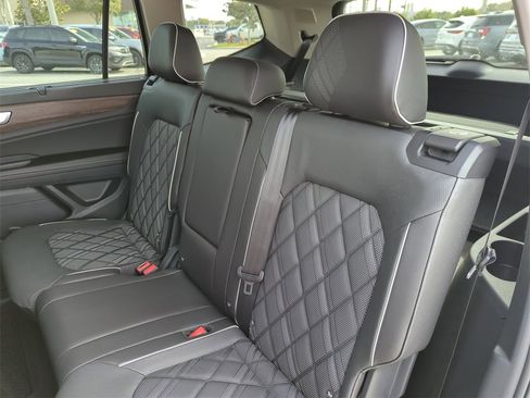 New 2026 Volkswagen Atlas SEL Premium R-Line image 30