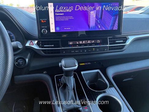 Used 2025 Toyota Sienna XSE w/ XSE Plus Package FWD image 6