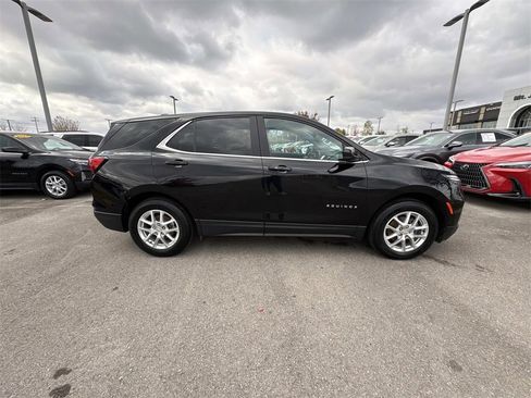 Used 2023 Chevrolet Equinox LT image 10