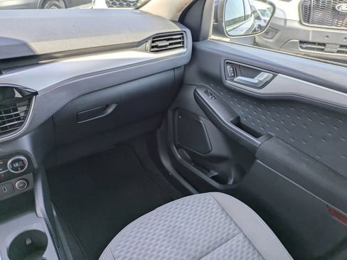 Certified 2020 Ford Escape SE FWD image 18