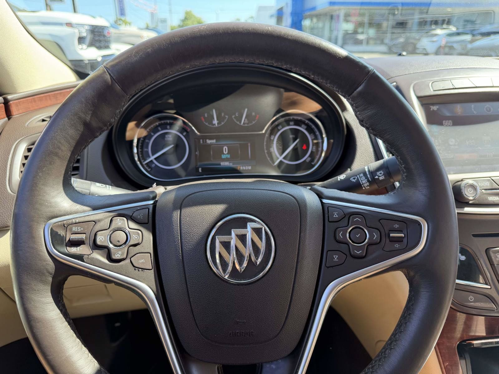 Used 2017 Buick Regal Premium w/ Driver Confidence Package #1 FWD image 27
