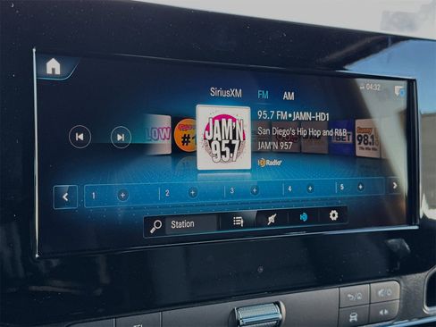 Used 2024 Mercedes-Benz Sprinter 2500 image 20