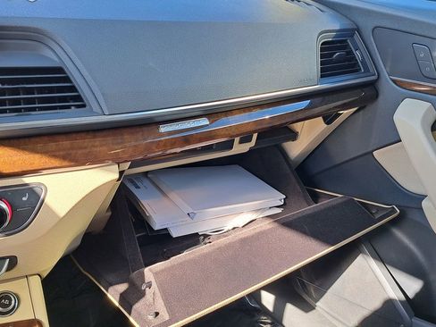 Used 2020 Audi Q5 2.0T Premium Plus w/ Premium Plus Package image 15