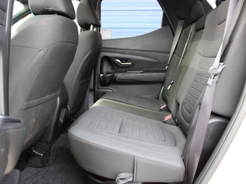 Used 2022 Hyundai Santa Cruz SEL Premium w/ Cargo Package image 35