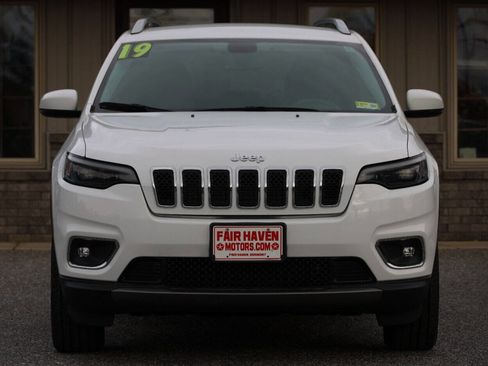 Used 2019 Jeep Cherokee Limited image 8
