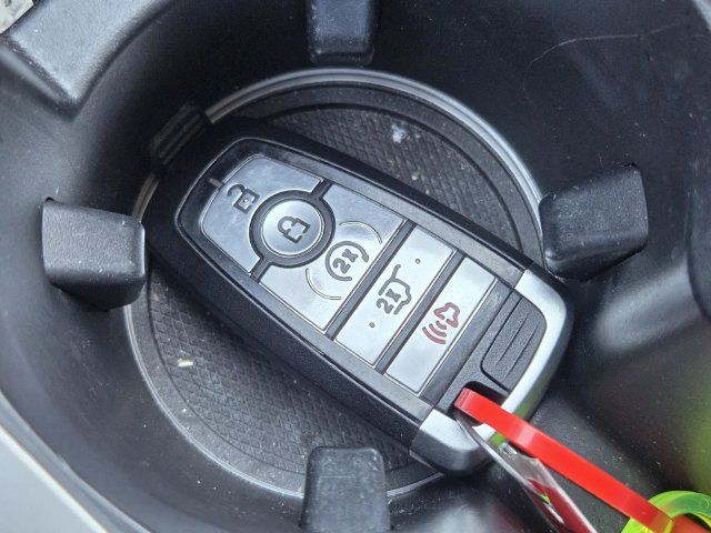 Used 2021 Ford Explorer Limited w/ Equipment Group 301A RWD image 37