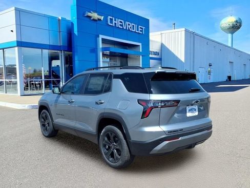New 2026 Chevrolet Equinox LT w/ Convenience Package II AWD/4WD image 6