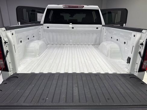 Used 2024 GMC Sierra 1500 Elevation image 23