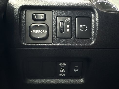 Used 2024 Toyota 4Runner TRD Off-Road Premium image 13