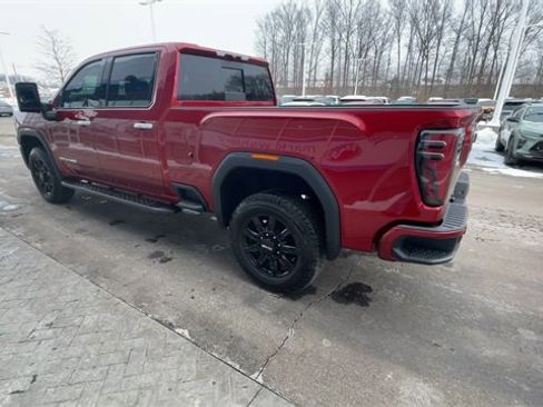 Used 2024 GMC Sierra 2500 AT4 w/ AT4 Preferred Package image 6