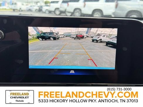 Used 2025 Chevrolet Trax RS w/ Sunroof Package FWD image 34
