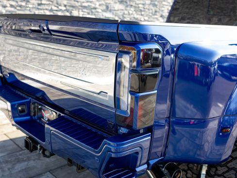 Used 2026 Ford F450 Platinum w/ Platinum Plus Package image 29