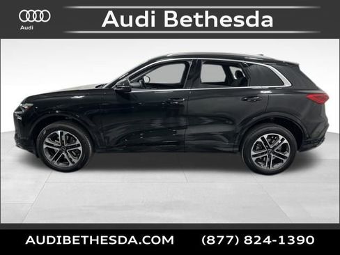 Certified 2025 Audi Q5 2.0T Premium Plus w/ Premium Plus image 4