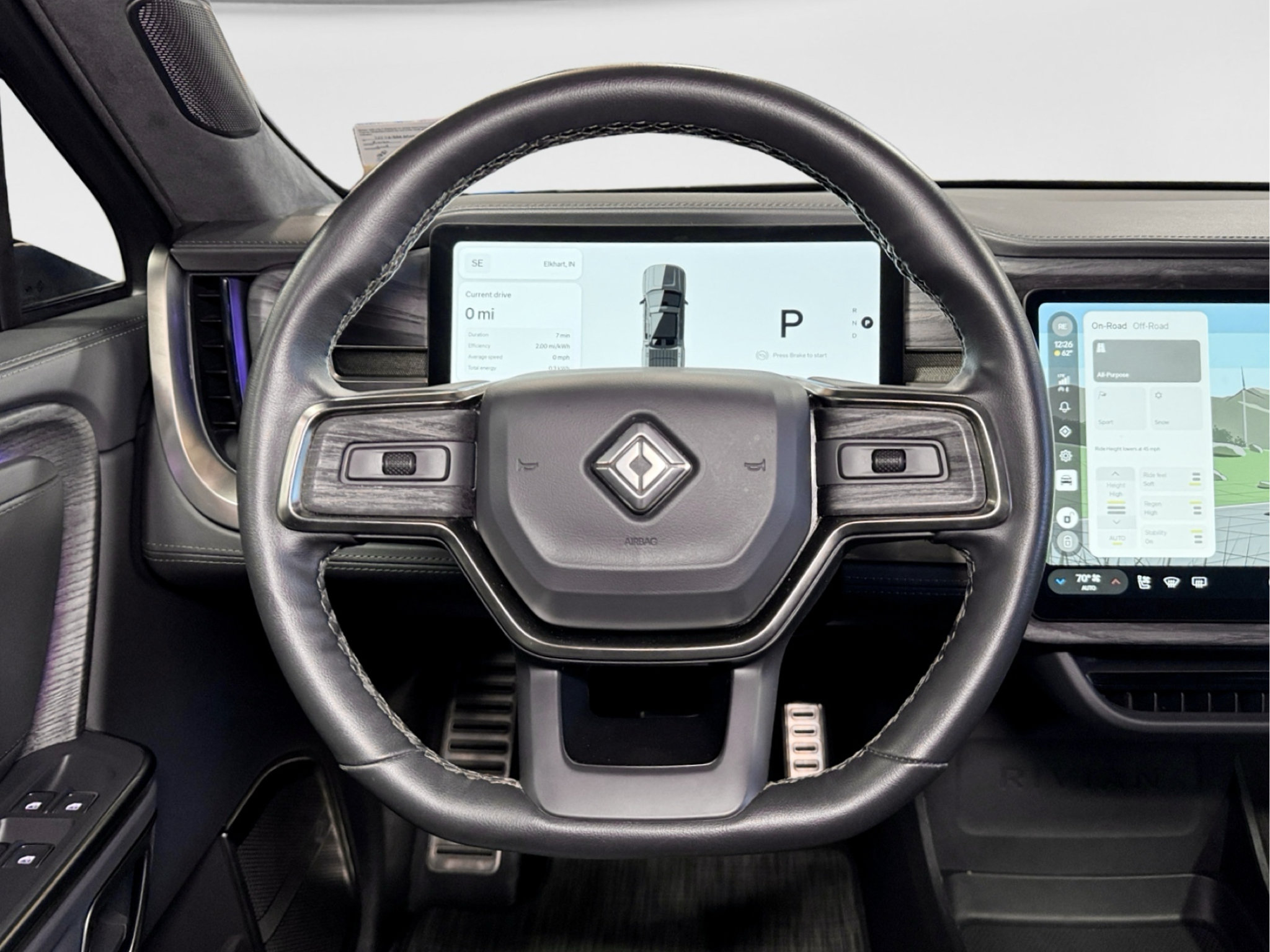 Used 2023 Rivian R1T Adventure Dual AWD/4WD image 9