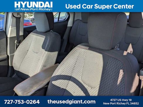 Used 2012 Chevrolet Equinox LS FWD image 3