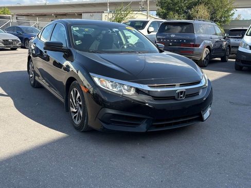 Used 2018 Honda Civic EX image 1