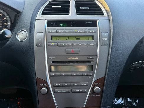 Used 2011 Lexus ES 350 FWD image 25