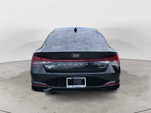 Used 2023 Hyundai Elantra Limited w/ Cargo Package FWD image 10
