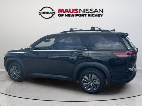 New 2026 Nissan Pathfinder SV FWD image 9