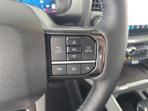 Used 2025 Ford F150 Platinum w/ Equipment Group 702A High AWD/4WD image 15