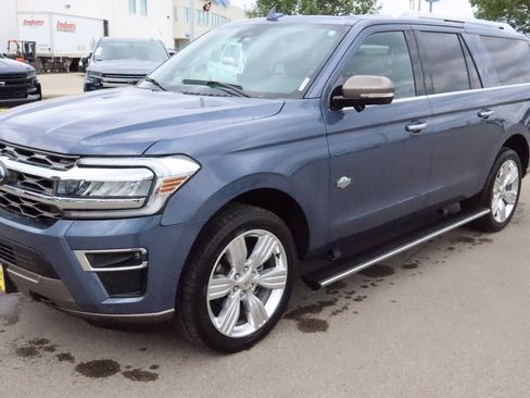 Used 2023 Ford Expedition Max King Ranch AWD/4WD image 3