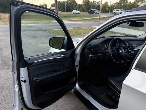 Used 2012 BMW X5 xDrive35i image 11