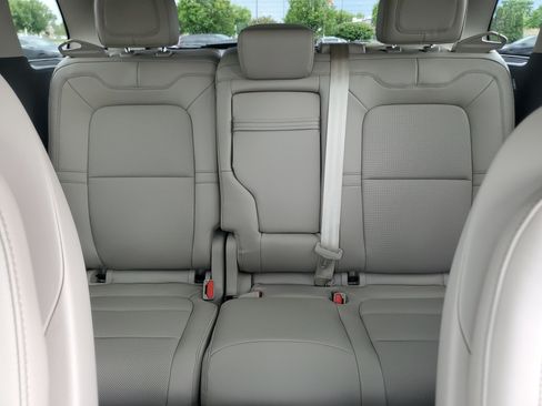 Certified 2024 Lincoln Corsair AWD w/ Equipment Group 101A image 19
